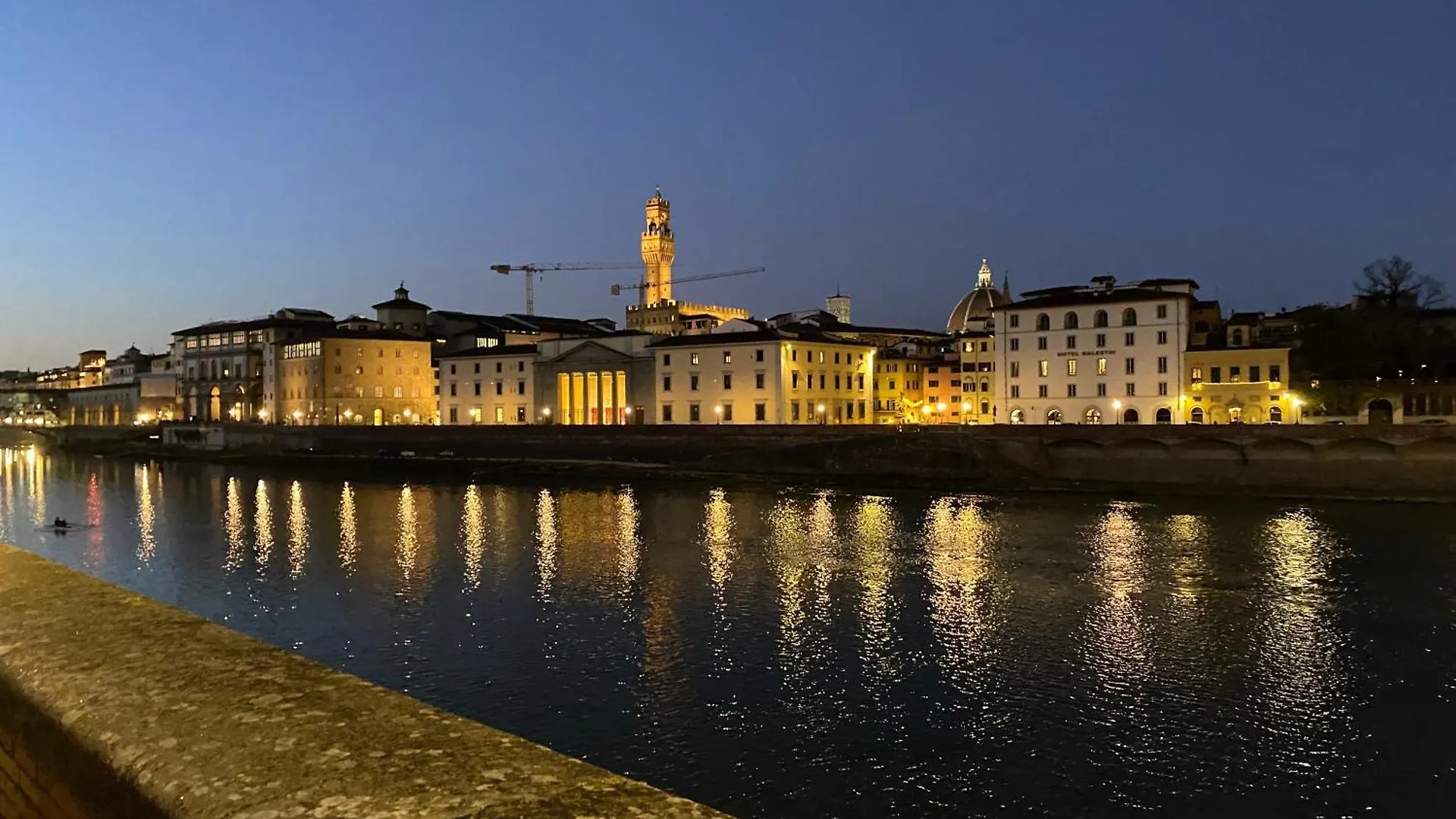Un Bacio A Firenze Apartment 0*, Florence Italy